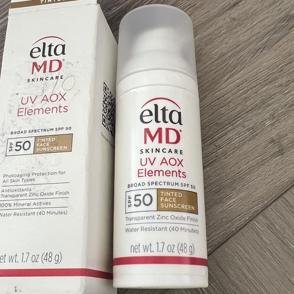 EltaMD UV AOX Elements SPF 50 Tinted Sunscreen NEW - Picture 2 of 5